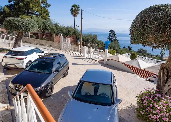 公寓 Eleni's & 1 Achílleion